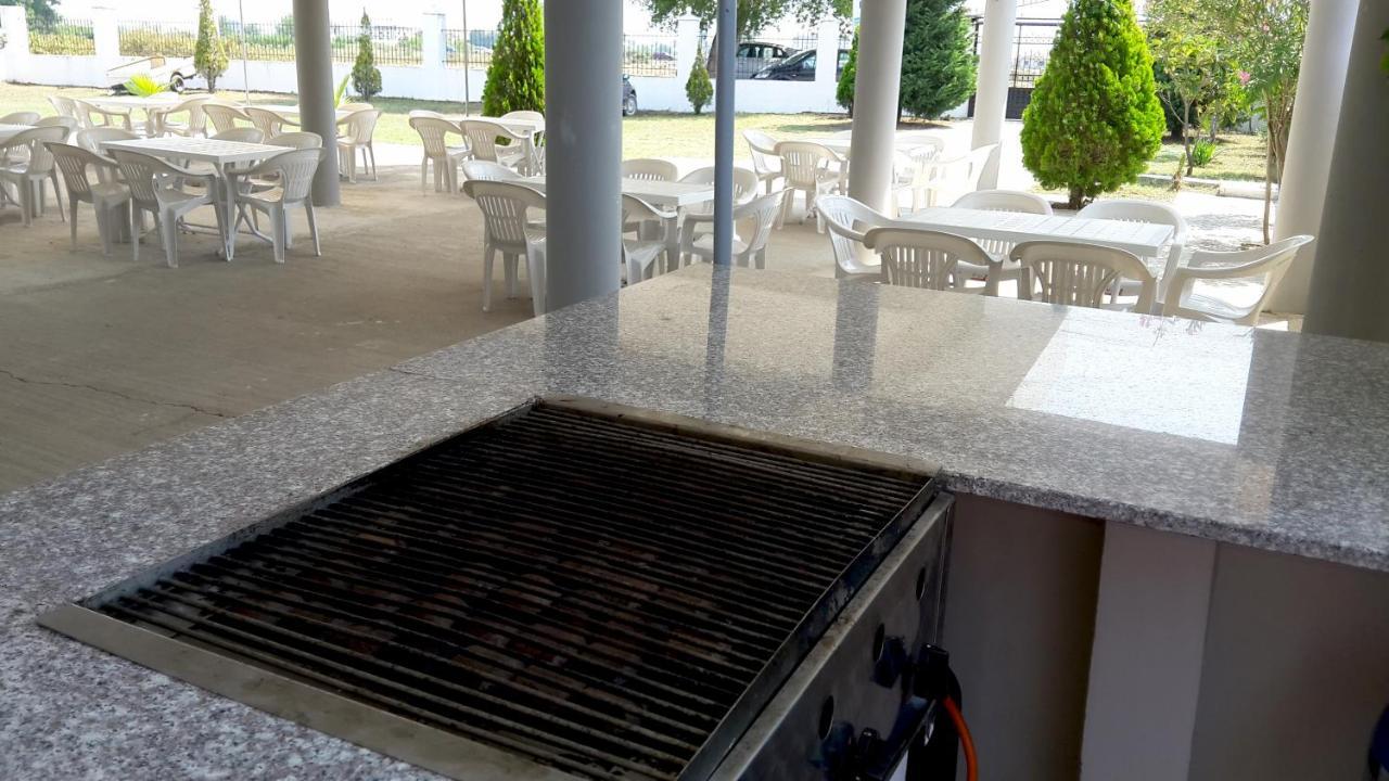 Hotel Aquarius Velipojë Zewnętrze zdjęcie