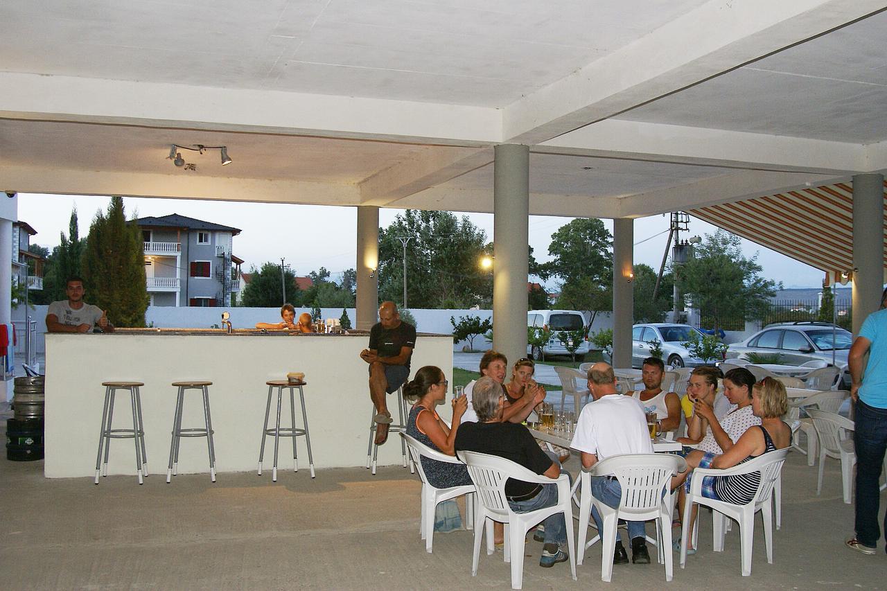 Hotel Aquarius Velipojë Zewnętrze zdjęcie